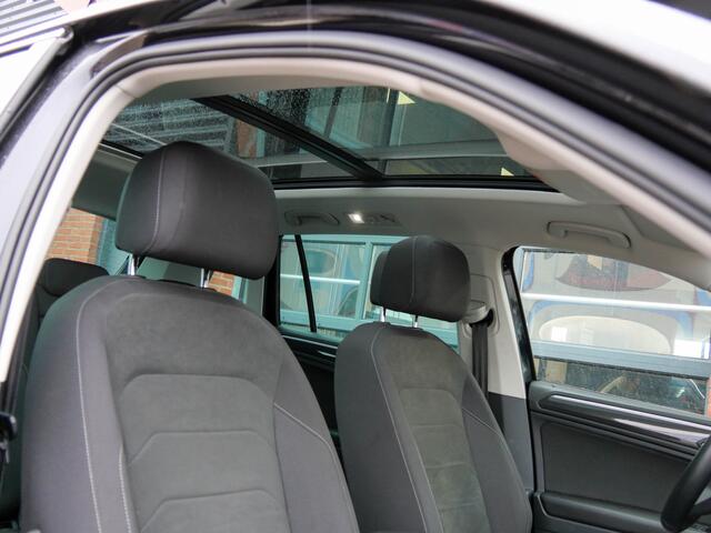 Volkswagen TIGUAN 1.4 TSI eHybrid Business+ | PANODAK | CAMERA | CARPLAY |