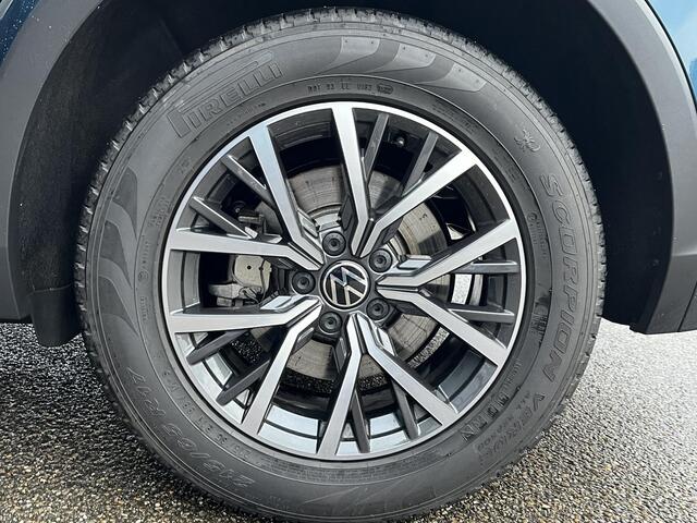 Volkswagen TIGUAN 1.4 eHybrid OPF DSG Life 24.000KM!!| SUPER COMPLETE AUTO| DIG. DASH| STOEL + STUURVERWARMING| CARPLAY | NET ONDERHOUD GEHAD, RIJKLAAR INCL 12 MND. BOVAG GARANTIE|