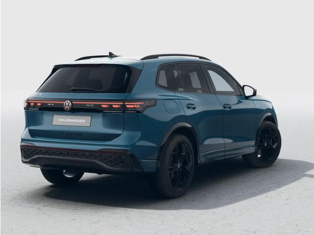 Volkswagen TIGUAN R-Line Edition 1.5 eHybrid 204 PK 6 versn. DSG · Black Style Pakket · Achteruitrijcamera · Voorstoelen verwarmd · Draadloze telefoonlader ·