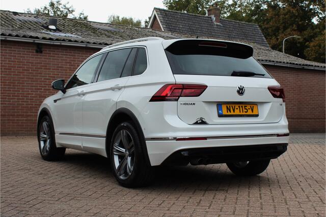 Volkswagen TIGUAN 1.4 TSI ACT Highline R-line - Navi / Cruise / Automaat / Stoelverw. / Uitkl. Trekhaak!