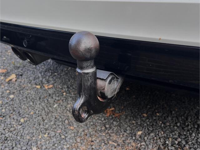 Volkswagen TIGUAN 1.4 TSI ACT Highline R-line - Navi / Cruise / Automaat / Stoelverw. / Uitkl. Trekhaak!