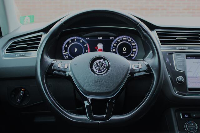Volkswagen TIGUAN 1.4 TSI ACT Highline R-line - Navi / Cruise / Automaat / Stoelverw. / Uitkl. Trekhaak!