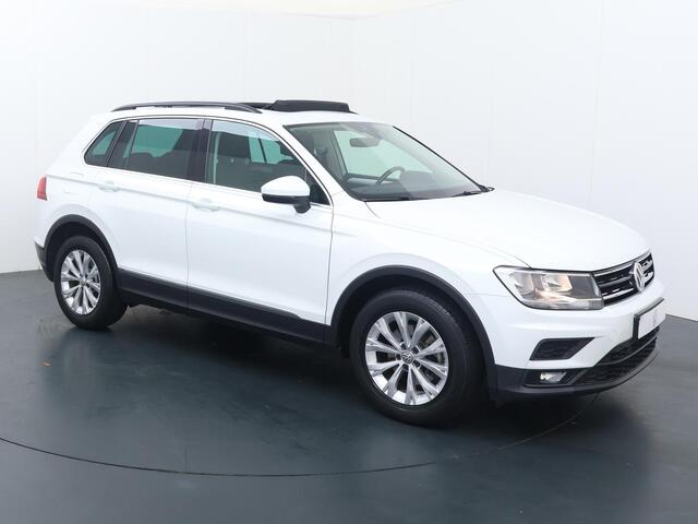 Volkswagen TIGUAN 1.4 TSI ACT Comfortline | 150 PK | Trekhaak wegklapbaar | Panoramadak | Voorstoelen verwarmd / massage | Apple Carplay/Android Auto |