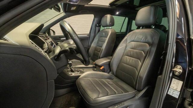 Volkswagen TIGUAN 1.4 TSI eHybrid R-Line Business+ Black 245PK IQ.Light Matrix Pano Head Up 20 Inch Memory Leer Trekhaak ACC 360 Camera