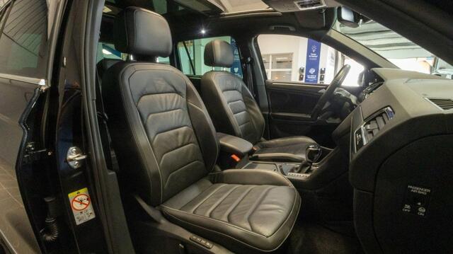 Volkswagen TIGUAN 1.4 TSI eHybrid R-Line Business+ Black 245PK IQ.Light Matrix Pano Head Up 20 Inch Memory Leer Trekhaak ACC 360 Camera