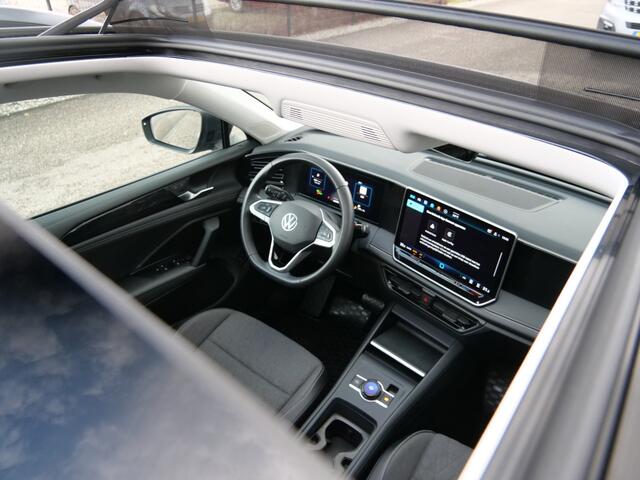 Volkswagen TIGUAN 1.5 eTSI Life Edition 150 Pk Automaat DAB / Apple Carplay / Camera / Pano-dak