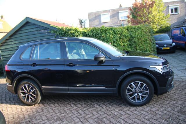 Volkswagen TIGUAN 1.4 TSI eHy Bns