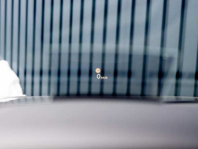 Volkswagen TIGUAN 1.4 TSI eHybrid R-Line Business+ | Head Up | Trekhaak wegkl. | 20'' | IQ Light | Side Assist | Camera | Prijs Rijklaar!!