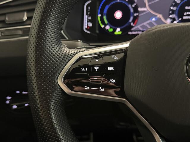 Volkswagen TIGUAN 1.4 R-Line R-Line/Panoramadak/Camera/Stoelverwarming