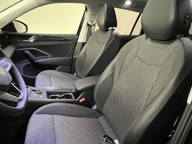 Volkswagen TIGUAN 1.5 eHybrid 204PK Edition NIEUW !!!!!!!!!! RIJKLAAR HUD / stoel en stuurverw. / panorama schuifdak / keyless start , entry / camera