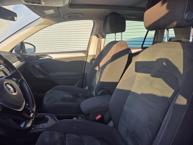 Volkswagen TIGUAN 2.0 TDI Connected Series | Nieuw Binnen! | Automaat | Stoelverwarming | Pano | Adaptive Cruise | APK 21-01-2027 |