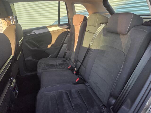 Volkswagen TIGUAN 2.0 TDI Connected Series | Nieuw Binnen! | Automaat | Stoelverwarming | Pano | Adaptive Cruise | APK 21-01-2027 |