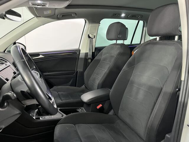 Volkswagen TIGUAN 1.4 TSI eHybrid Elegance / AUTOMAAT/ 245 PK/ PANO/ TREKHAAK/ CAMERA/ PARK. SENSOREN/ ERGO ACTIVE/ IQ. LIGHT/ ADAPT. CRUISE/ STOEL-STUURVERWARM./ DIGITAL DASHBOARD/ NAVI/ CLIMA/ DAB/ 18" LMV