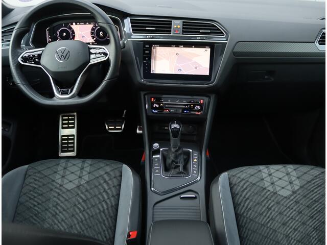 Volkswagen TIGUAN 1.4 TSI eHybrid R-Line | Pano | IQ-light | Trekhaak | Org. NL