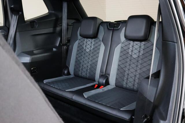 Volkswagen TIGUAN Allspace 1.5 TSI R-Line Business+ 7-Persoons, Panoramadak, IQ Light, ACC, Harman/Kardon