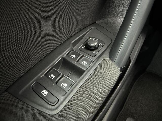 Volkswagen TIGUAN 1.4 TSI ACT Comfortline ?Panoramadak ?Navigatie ?360º Camera ?Alcantara Ergo Stoel ?Stoelverwarming ?Climate ?Adapt. Cruise ?Parkeersensoren ?Lichtmetaal ?Trekhaak