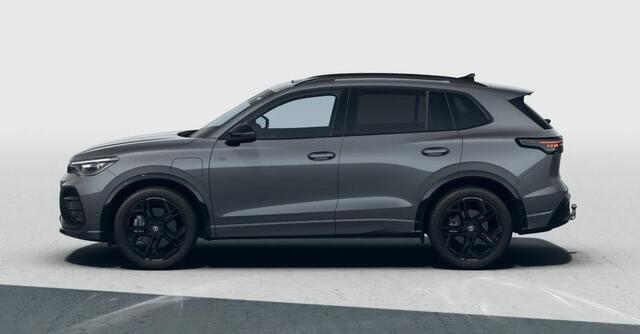 Volkswagen TIGUAN 1.5 eHybrid R-Line Edition HUD / Pano / Winterpakket
