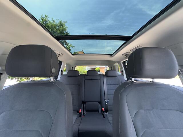 Volkswagen TIGUAN Allspace 1.5 TSI AUT7 COMFORTLINE 7PRS PANODAK NAVI AIRCO APPLE-CARPLAY PARK-PILOT LED LMV PDC