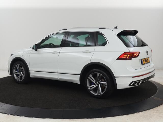 Volkswagen TIGUAN 1.4 TSI eHybrid R Line | Trekhaak | Matrix LED | Carplay | Adaptive cruise | Park Assist | Navigatie | Keyless | Virtual Cockpit | Parkeerhulp | PHEV | Plug In