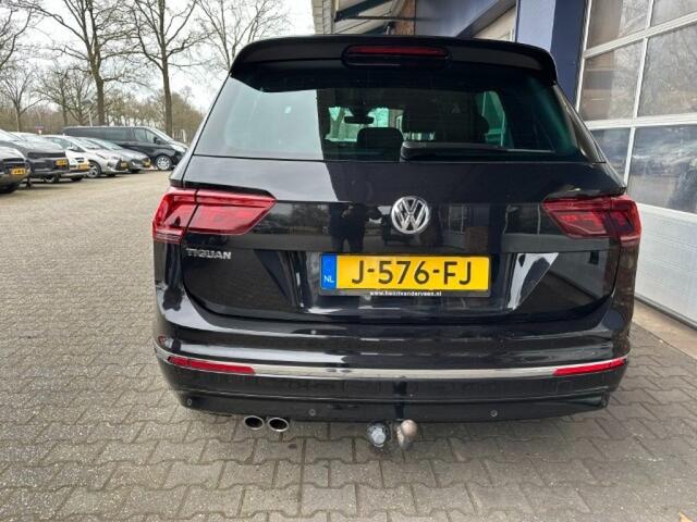Volkswagen TIGUAN 1.5 TSI HIGHL. BUS R. TREKHAAK. ELEKTR. A.KLEP.