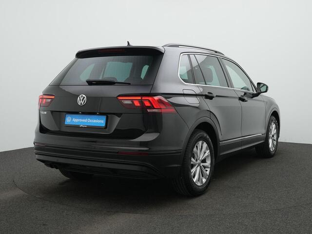 Volkswagen TIGUAN 1.5 TSI 150 pk DSG ACT Highline | Trekhaak | Stuur-/stoelverwarming | Achteruitrijcamera | Alcantara | Massage | Adaptive Cruise
