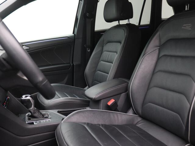 Volkswagen TIGUAN 1.4 TSI eHybrid R-Line Business+ Panorama Dak, Head-up display, Trekhaak, 360 camera, Leder, Stoelverwarming, Dodehoek detectie, 20"Lmv,