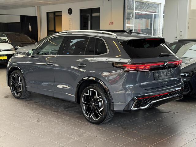 Volkswagen TIGUAN 1.5 TSI R Line Pano / 360 / Massage /