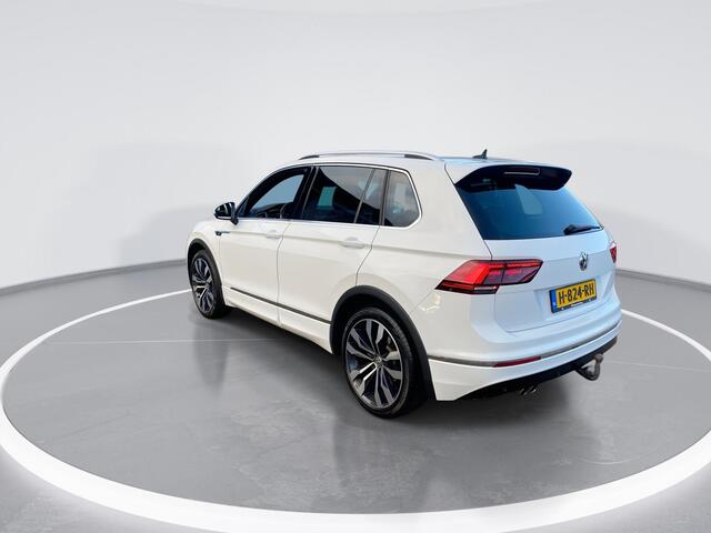 Volkswagen TIGUAN 1.5 TSI 150PK DSG Highline Business R-line · Trekhaak · 20 inch Suzuka velgen · Panoramadak · Apple/Android Carplay ·