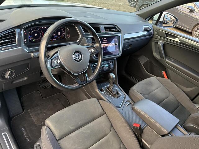 Volkswagen TIGUAN 1.5 TSI 150PK DSG Highline Business R-line · Trekhaak · 20 inch Suzuka velgen · Panoramadak · Apple/Android Carplay ·