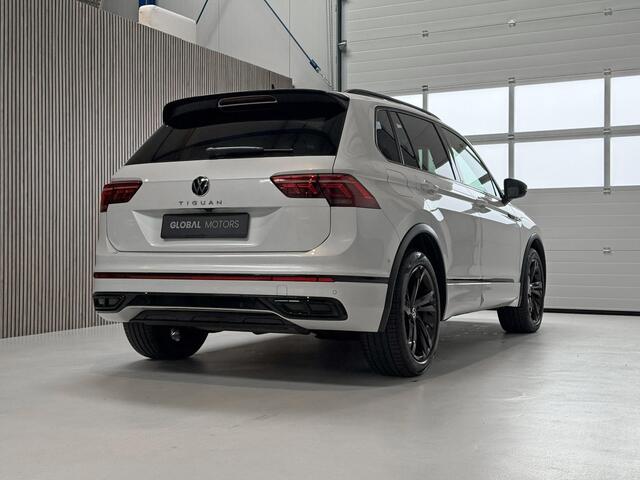 Volkswagen TIGUAN 1.5 TSI DSG R-Line 150 PK - PANORAMADAK - AUTOMAAT - LED - PARKEERCAMERA - VIRTUAL COCKPIT - STUURVERWARMING - KEYLESS - AUTOMATISCH INPARKEREN