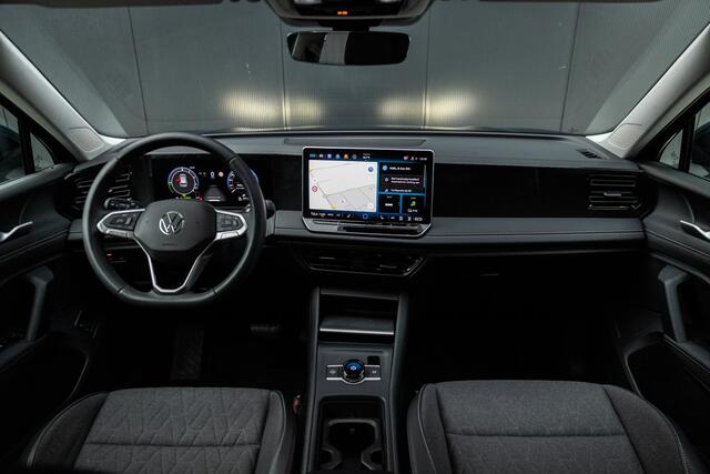 Volkswagen TIGUAN 1.5 eHybrid Life Edition | NL Auto | | Nieuw Model | Virtual Cockpit | Navigatie | Apple CarPlay/Android Auto | Camera | DAB | Stoel/Stuurverwarming | Standkachel | Adaptieve Cruise Control | Ele.kofferdeksel | Ele. trekhaak |