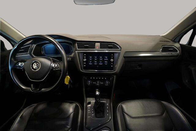 Volkswagen TIGUAN 1.5 TSI ACT Highline Business R | Pano | Leder | LED | Camera | 20" LM | Dealer onderh.