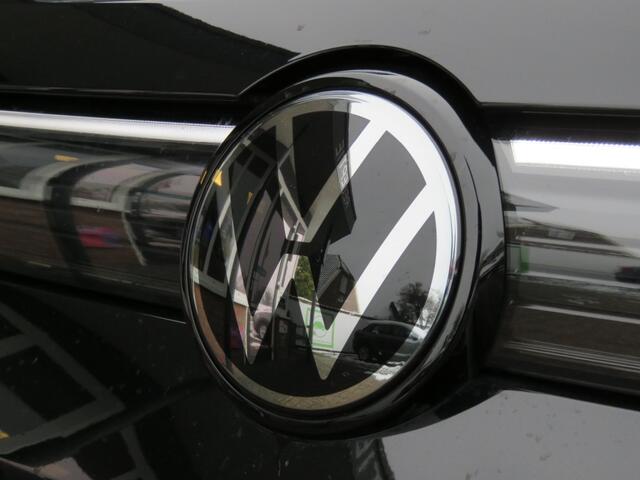 Volkswagen TIGUAN 1.5 eTSI 150pk GOAL Edition / Trekhaak / 360 camera / Elec.klep / IQ Light / Zwarte hemel / FABRIEKS garantie