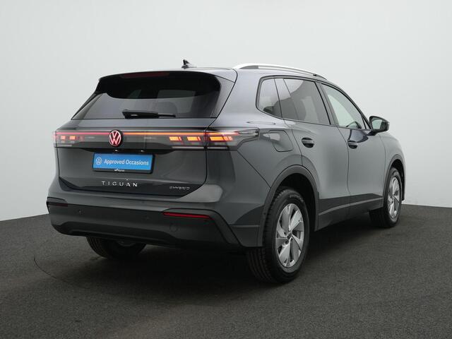 Volkswagen TIGUAN 1.5 eHybrid 204 pk DSG Life | Trekhaak | Adaptief onderstel | Stuur-/achterbankverwarming | Achteruitrijcamera