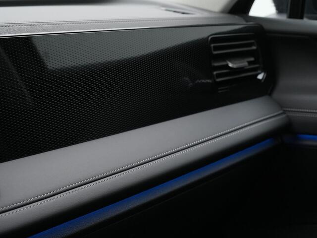 Volkswagen TIGUAN 1.5 eHybrid 204 pk DSG Life | Trekhaak | Adaptief onderstel | Stuur-/achterbankverwarming | Achteruitrijcamera