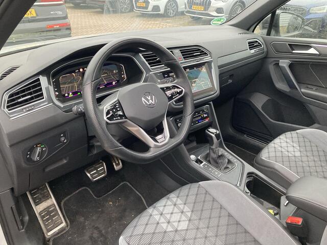 Volkswagen TIGUAN 1.4 TSI 245pk DSG eHybrid R-Line Business · Panoramadak · Apple Carplay/Android Auto · Camera + parkeersensoren ·