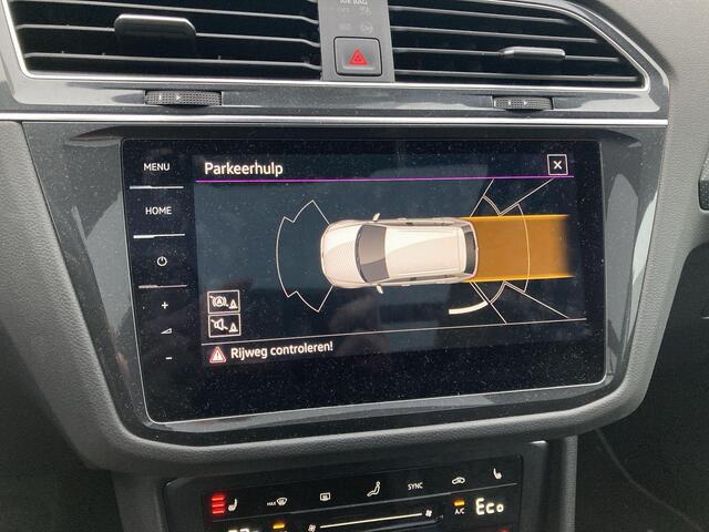 Volkswagen TIGUAN 1.4 TSI 245pk DSG eHybrid R-Line Business · Panoramadak · Apple Carplay/Android Auto · Camera + parkeersensoren ·