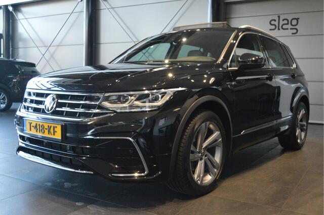 Volkswagen TIGUAN 1.5 TSI 2X R-Line navi leer keyless pano trekhaak 150 pk !!