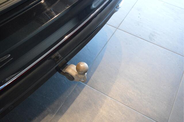 Volkswagen TIGUAN 1.5 TSI 2X R-Line navi leer keyless pano trekhaak 150 pk !!