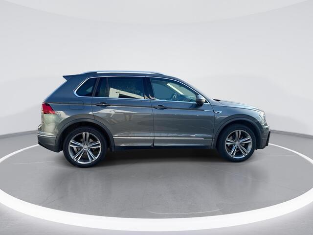 Volkswagen TIGUAN 1.4TSI/150PK 4Motion Highline DSG · Panoramadak · R-line exterieur · Navigatie · Stoelverwarming