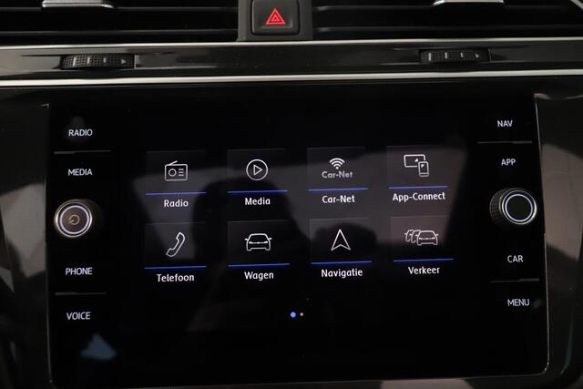 Volkswagen TIGUAN 1.5 TSI Comfortline Business R-Line | Panorama dak | 360° Camera | Key-Less | LED koplampen |