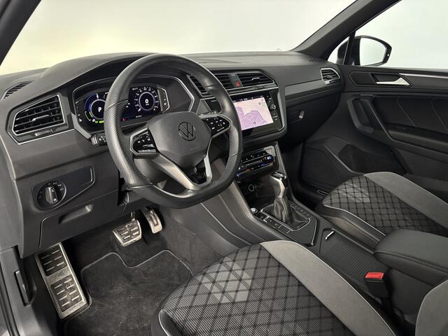 Volkswagen TIGUAN 1.4 TSI eHybrid R-Line | Black Style pakket | Trekhaak wegklapbaar