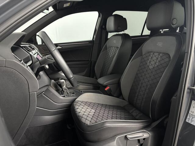 Volkswagen TIGUAN 1.4 TSI eHybrid R-Line | Black Style pakket | Trekhaak wegklapbaar