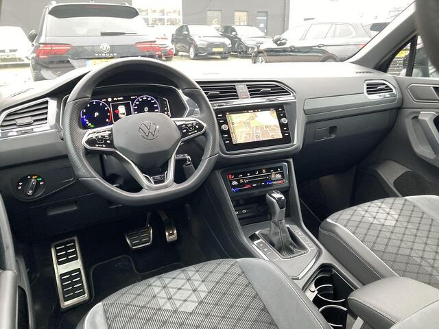 Volkswagen TIGUAN 1.5TSI/150PK DSG R-Line Black Style Navigatie · Apple Carplay/Android Auto · Camera + Parkeersensoren · Garantie t/m 17-02-2026 of 80000km.