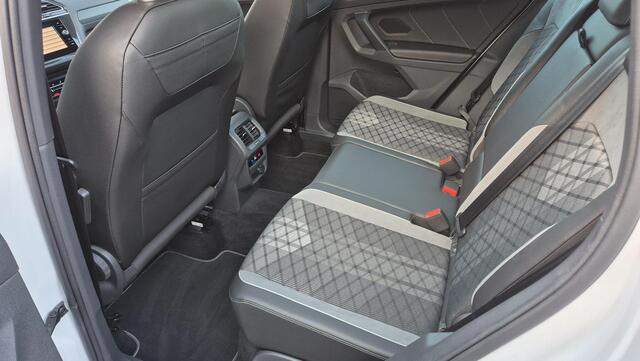 Volkswagen TIGUAN 1.4 TSI eHybrid R-Line Business+ trekhaak