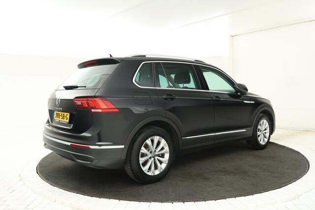 Volkswagen TIGUAN 1.5 TSI Elegance Automaat, Volleder, Digital Dash