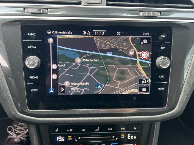 Volkswagen TIGUAN 1.4 TSI eHybrid 245pk PHEV R-Line Business / BlackStyle / Adaptive Cruise / Stoelverwarming / Wordt Verwacht