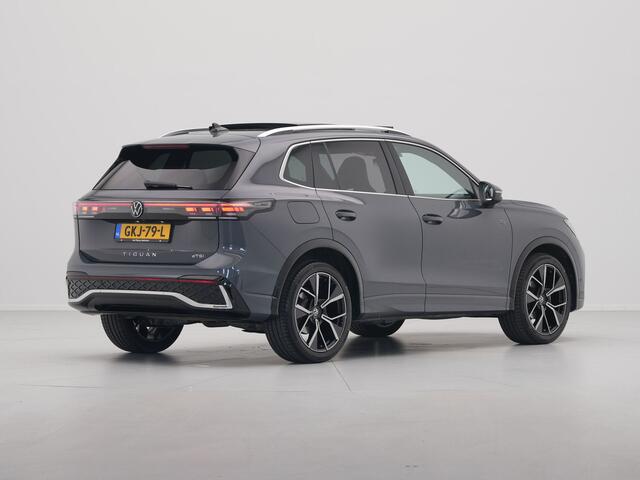 Volkswagen TIGUAN 1.5 eTSI R-Line Business Panorama Camera Navigatie Acc Demonstratieauto