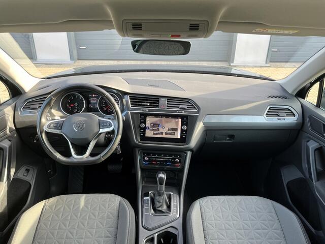 Volkswagen TIGUAN 1.5 TSI DSG Nieuw model / Trekhaak / 59.000 km / CARPLAY / ACC