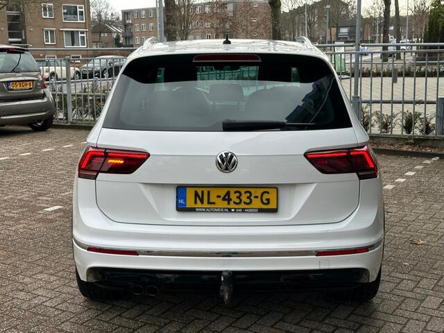 Volkswagen TIGUAN 1.4 TSI ACT HIGHL. Navi Trekhaak Cruise Airco